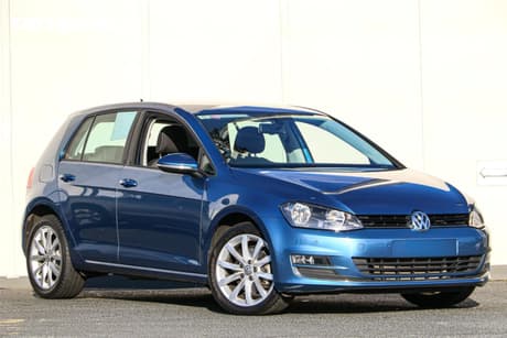 Blue 2013 Volkswagen Golf Hatchback 103 Tsi Highline