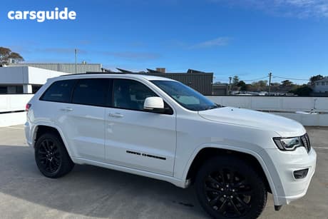 White 2020 Jeep Grand Cherokee Wagon Night Eagle (4X4)
