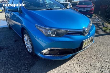 Blue 2015 Toyota Corolla Hatchback Ascent