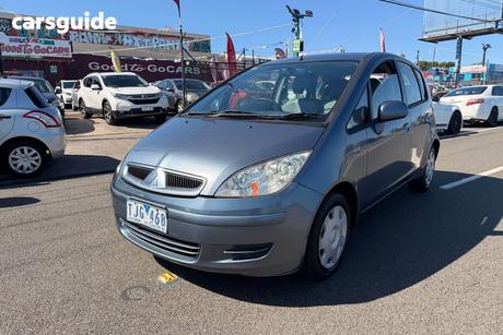 Grey 2004 Mitsubishi Colt Hatchback Ls