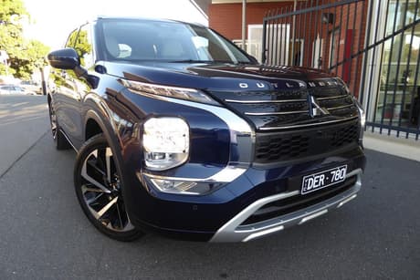 Blue 2024 Mitsubishi Outlander Wagon Exceed 7 Seat (Awd)
