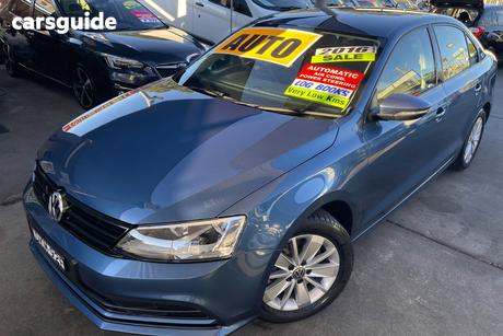 Blue 2016 Volkswagen Jetta Sedan 118 Tsi Trendline