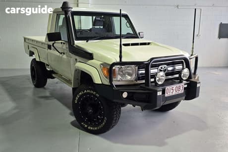 Beige 2017 Toyota Landcruiser Cab Chassis Gxl (4X4)