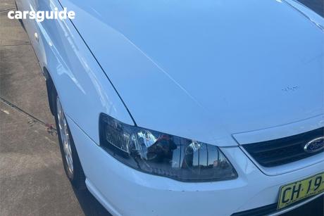 White 2010 Ford Falcon Wagon Xt (Lpg)
