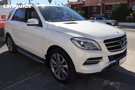 White 2015 Mercedes-Benz ML350 Wagon Cdi Bluetec (4X4)