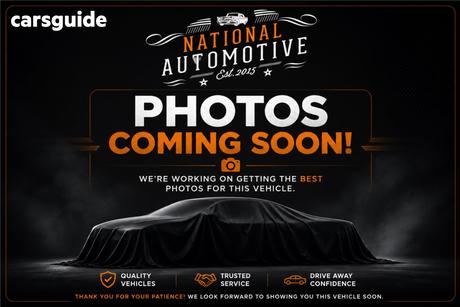 Blue 2014 Kia Rondo Wagon Platinum