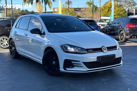 White 2019 Volkswagen Golf Hatchback Gti