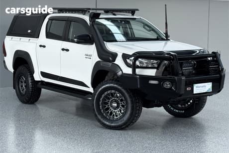 White 2021 Toyota Hilux Double Cab Pick Up Sr (4X4)