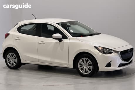 White 2018 Mazda 2 Hatchback Neo