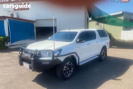White 2017 Toyota Hilux Dual Cab Utility Sr (4X4)