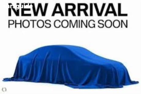 White 2014 Subaru Impreza Hatchback 2.0I-S (Awd)