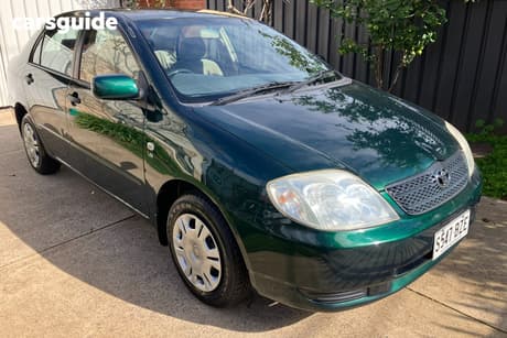 Green 2003 Toyota Corolla Sedan Ascent