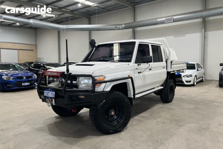 White 2014 Toyota Landcruiser Double Cab Chassis Gxl (4X4)
