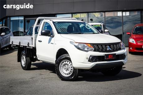 White 2017 Mitsubishi Triton Cab Chassis Glx