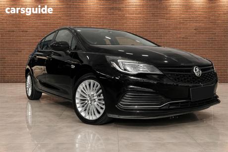 Black 2018 Holden Astra Hatchback R