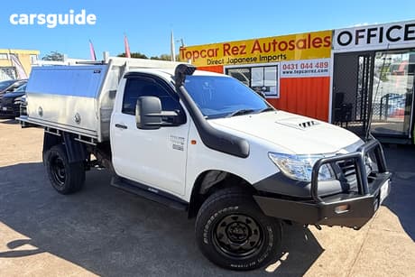 White 2012 Toyota Hilux Cab Chassis Sr (4X4)