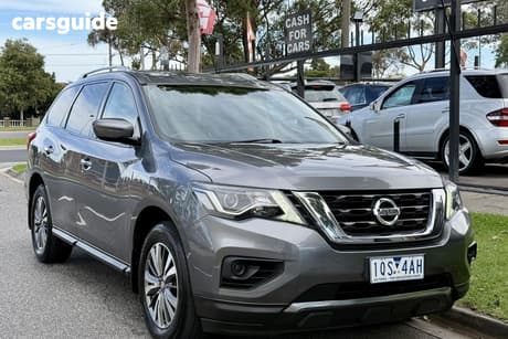 Grey 2017 Nissan Pathfinder Wagon St (4X2)