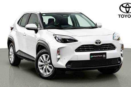 White 2024 Toyota Yaris Cross Wagon Gx Hybrid