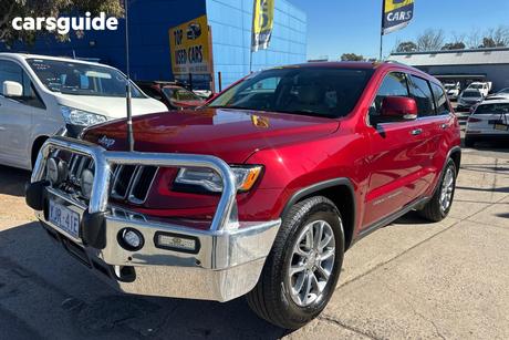 Red 2013 Jeep Grand Cherokee Wagon Limited (4X4)