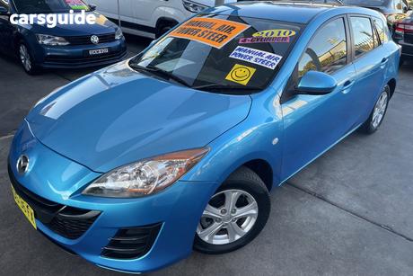 Blue 2010 Mazda 3 Hatchback Maxx