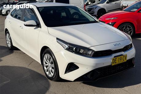White 2021 Kia Cerato Hatchback S