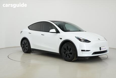 White 2023 Tesla Model Y Wagon Rear-Wheel Drive