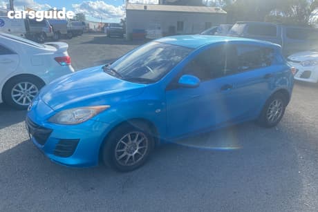 Blue 2009 Mazda 3 Hatchback Neo
