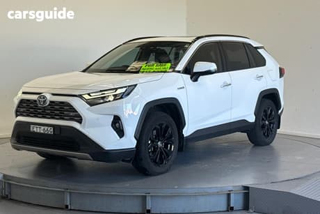 White 2022 Toyota RAV4 Wagon Cruiser (Awd) Hybrid