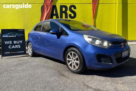Blue 2012 Kia RIO Hatchback S