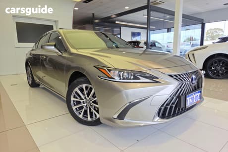 Grey 2022 Lexus ES300H Sedan Luxury (Hybrid)