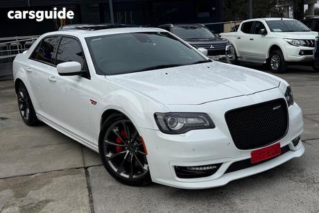 White 2019 Chrysler 300 Sedan Srt