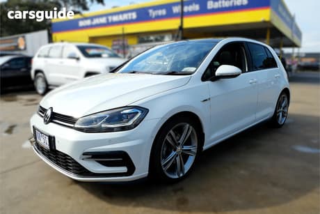 White 2017 Volkswagen Golf Hatchback 110 Tsi Highline