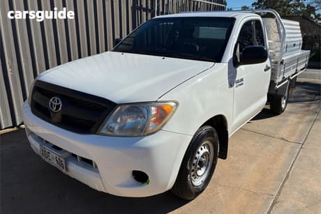 White 2007 Toyota Hilux Cab Chassis Workmate