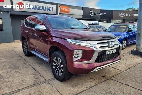 Red 2024 Mitsubishi Pajero Sport Wagon Exceed (4Wd) 7 Seat