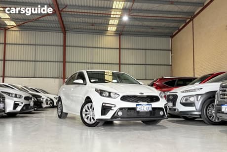 White 2020 Kia Cerato Hatchback S