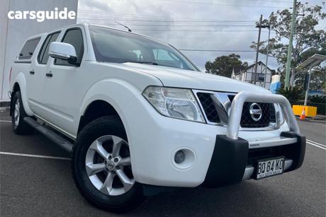 White 2012 Nissan Navara Dual Cab Pick-up St (4X4)