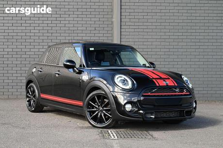 Black 2018 Mini Cooper Hatchback S 5D Hatch