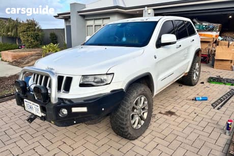 White 2014 Jeep Grand Cherokee Wagon Limited (4X4)