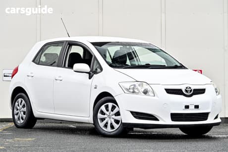 White 2007 Toyota Corolla Hatchback Ascent