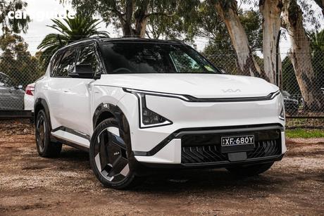 White 2025 Kia EV5 Wagon Gt-Line Awd Lr