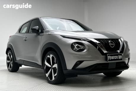 Grey 2023 Nissan Juke Hatchback St-L
