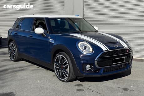 Blue 2018 Mini Clubman Wagon Cooper S