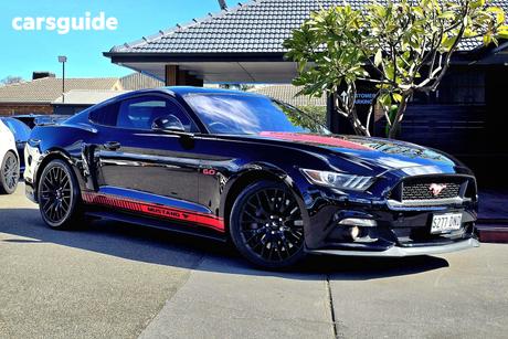 Black 2017 Ford Mustang Coupe Fastback Gt 5.0 V8
