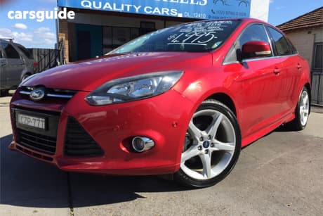 Red 2014 Ford Focus Sedan Titanium