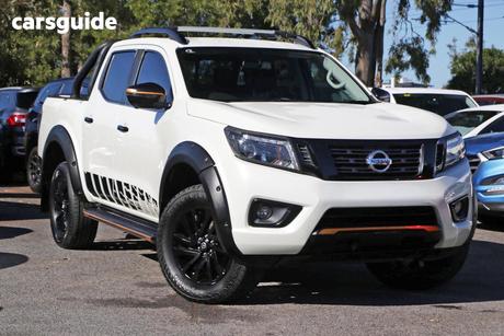 White 2019 Nissan Navara Dual Cab Pick-up N-Trek Special Edition (4X4)
