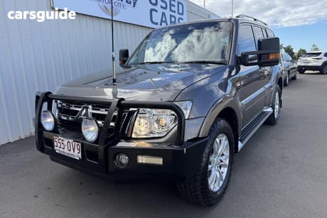 Brown 2013 Mitsubishi Pajero Wagon Vr-X Lwb (4X4)