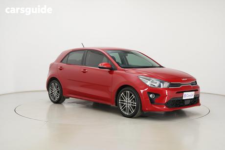 Red 2022 Kia RIO Hatchback Sport