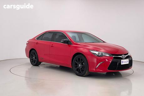 Red 2017 Toyota Camry Sedan Rz S.E.