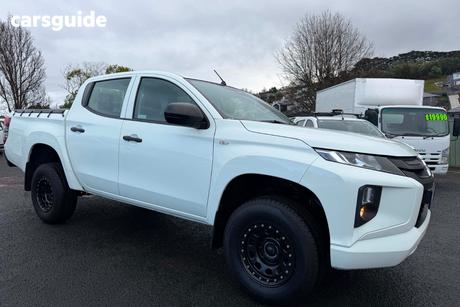 White 2020 Mitsubishi Triton Double Cab Pick Up Glx Adas (4X4)