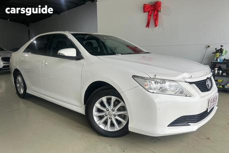 White 2015 Toyota Aurion Sedan At-X
